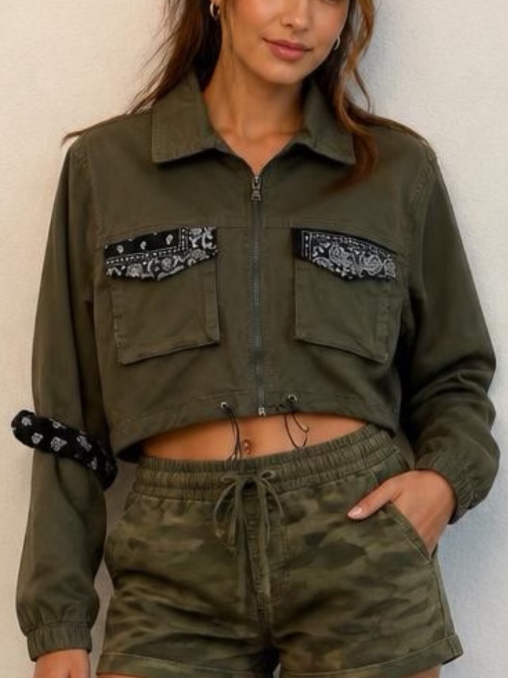 American Bazi Sz S Cropped utility jacket Black Badana detail adj waist Green